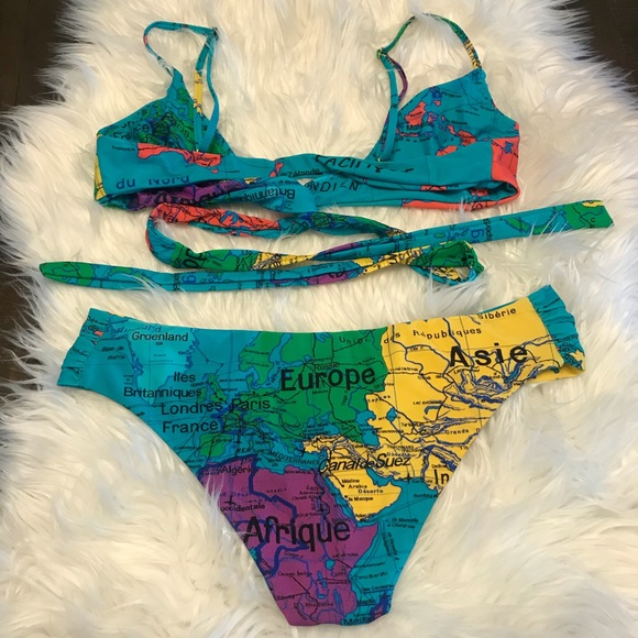 ❌SOLD❌ SMYM A Whole Mu World Bikini Map Beach Club - Picture 6 of 16